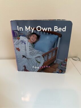 ❤️Lovevery Book - In my own bed